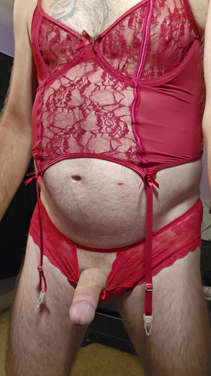 Fantasies in Lingerie: मेरा सेक्सी लाल पोशाक