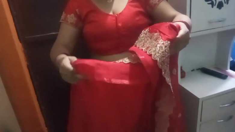 Manjushukla: Piękny indyjski Bhabhi o romantycznym