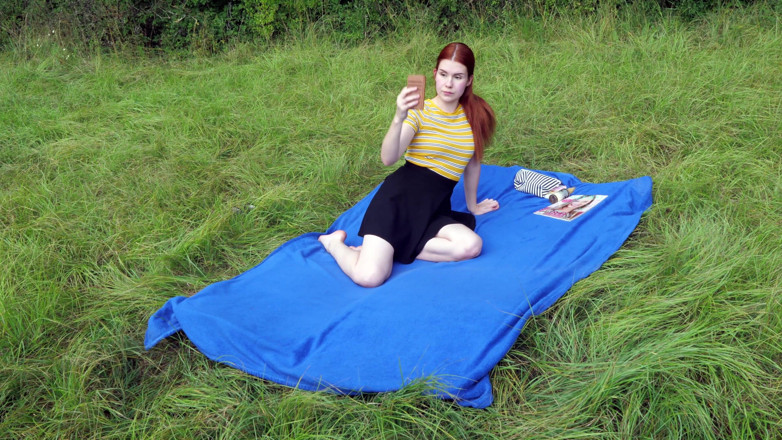 Peaches and Bananas: Sweet Angelina nagnataavaadi selphi