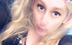 Allison Rides The Plastic Dildo Like She Stole It thumbnail