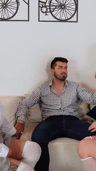 Sirf Okuldan Atilmayalım Diye Dersten Sonra Müdürle Üçlü