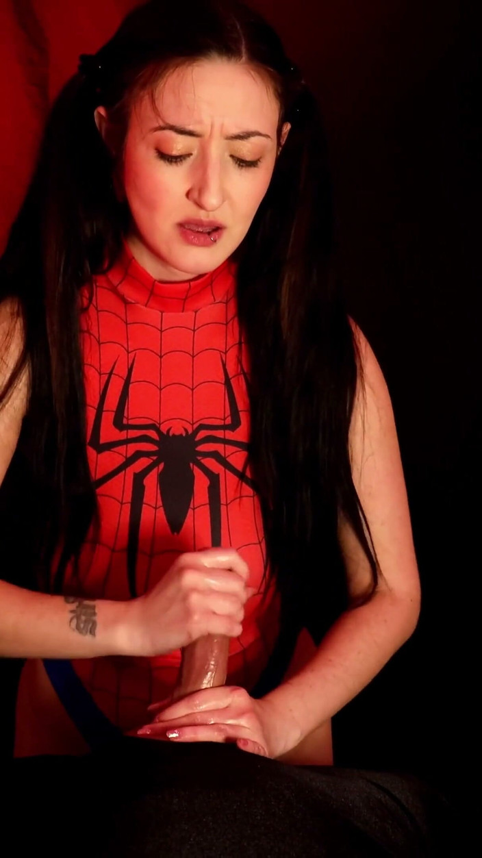 Jerky Sluts: Tifa Quinn - Spider-girl Vs the Shadow