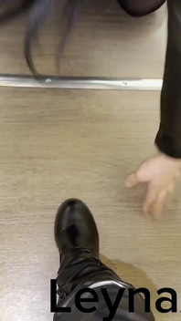 私は夫をちょっとした女々しい女に変装しています
