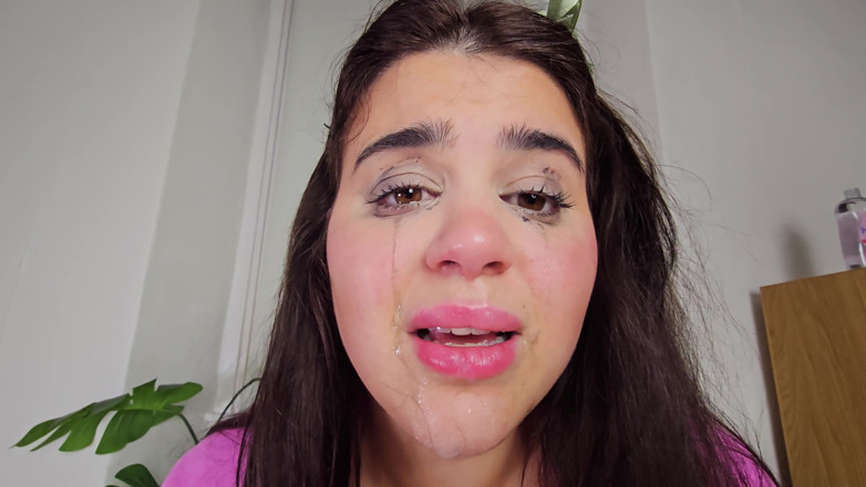 LuciaLatinaGomez: Super slarvig sperma sväljer - tigger att användas