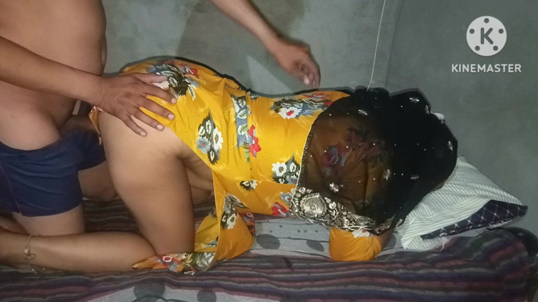 Kavita69: Sora vitregă indiană a fost prinsă în timp ce apela video...