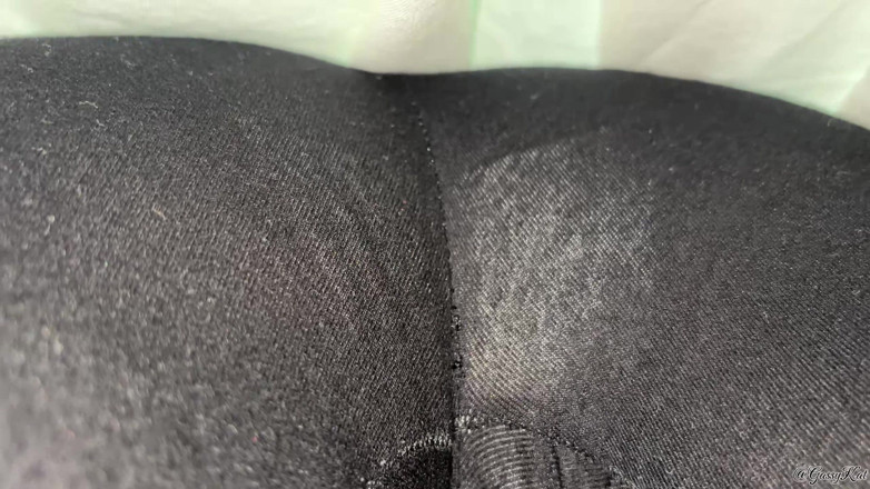 GassyKat: Dutch Oven From Hell: Black Leggings Fart Trap