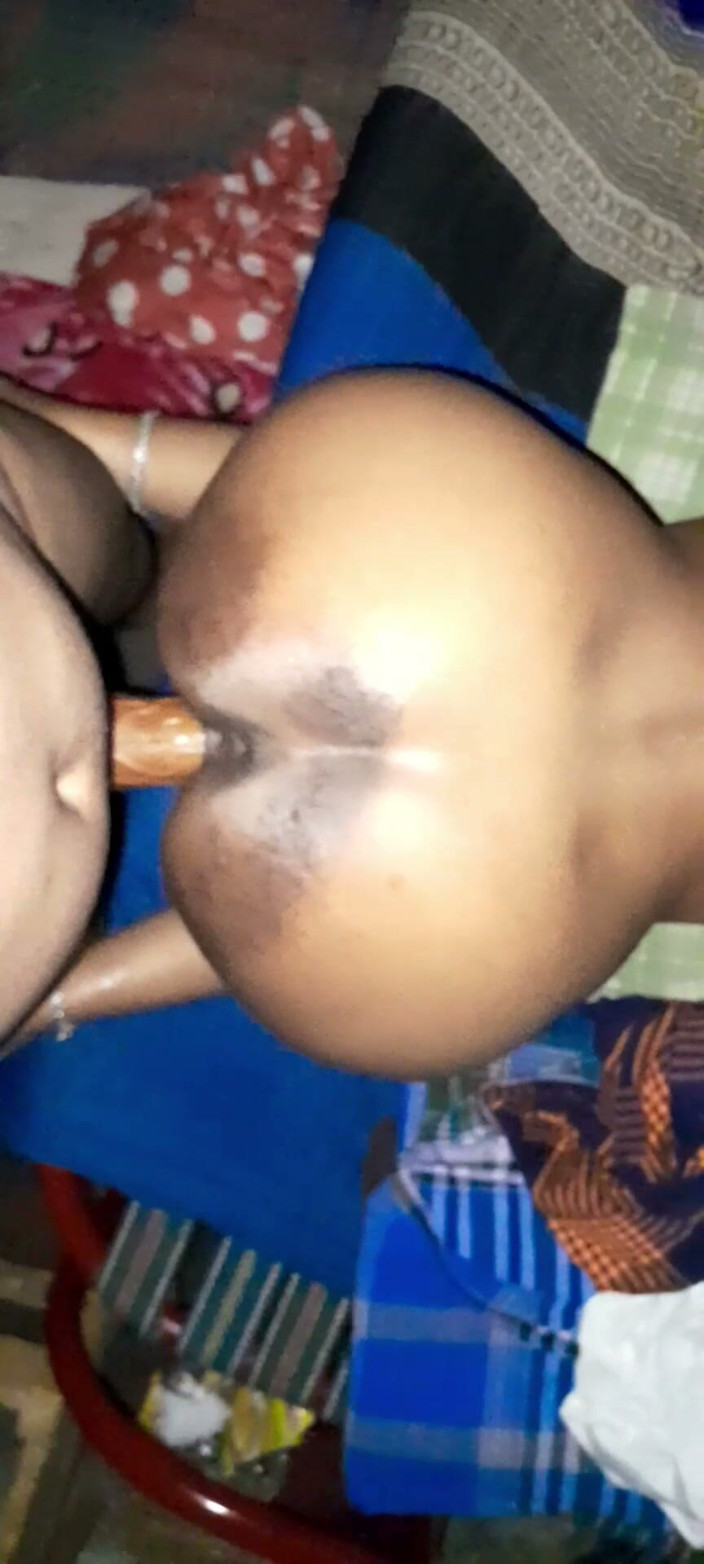 BhabhiNumber44: Pantat besar adik ipar dikongkek gaya doggy