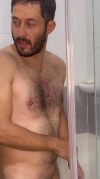 I Go Into My Roommate's Bathroom I Eat His Ass and I Fuck Him with My Finger, I Make Him Come