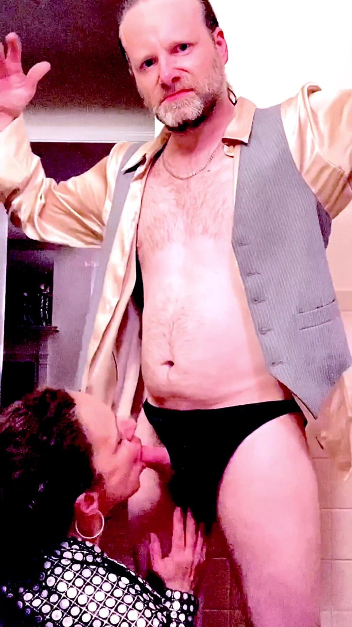 Satin Fetish King: 상사 대물 을 숭배하는 Satin 연인 밀프 비서