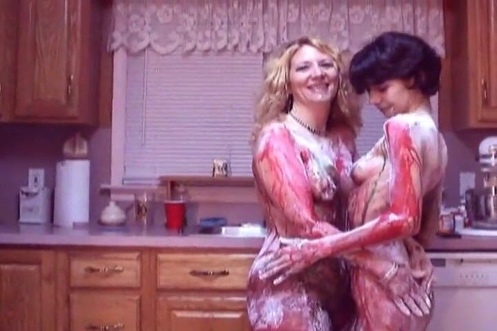 Radical Lesbian: Messy lesbian lovers in the kitchen