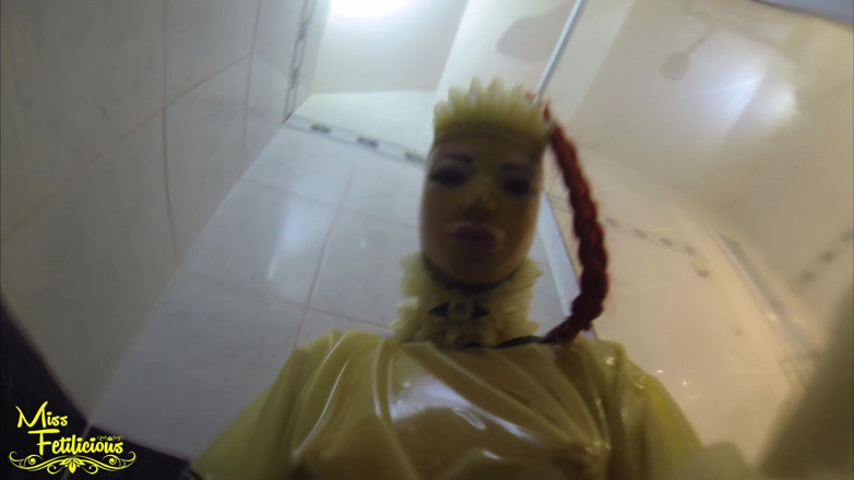 Miss_Fetilicious: POV Pissing on You in the Shower