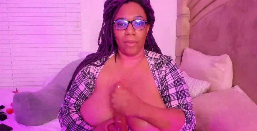 Josie4yourpleasure: स्ट्रीम 04/19/2021 03:20 शुरू हुई बाहर लटक रही है