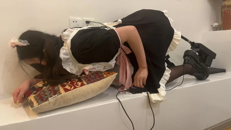 OrangeXXOO: Training and Insulting My Sexy Girlfriend 08