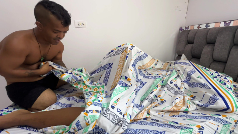 Manolito sex: Pequeño Enano Cachondo De Enorme Verga Se Confunde Y Termina...