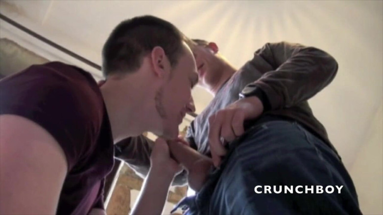 French Twinks Amator videos: Twink follada por el top rubio Kameron Frost
