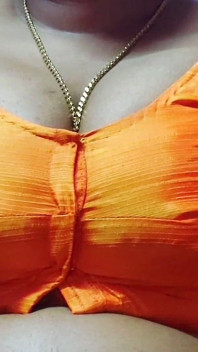 Desi Pressatura delle tette