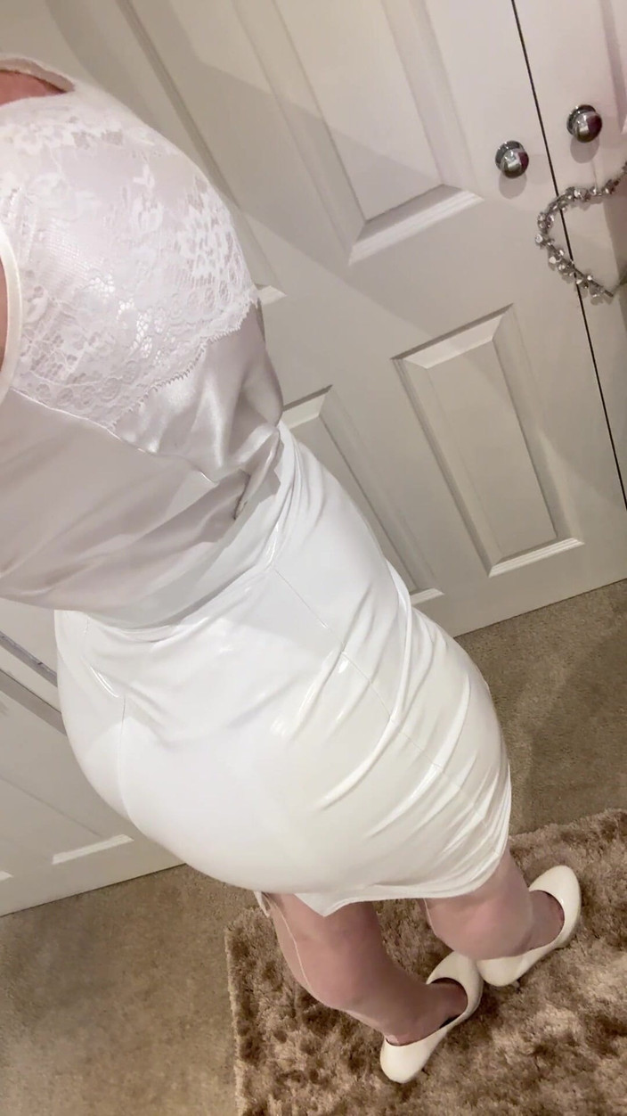 Sophie James: Vit satin vita strumpbyxor vita Pvc vita klackar Gudinna