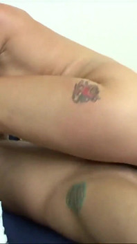 Angel sexy bionda viene scopata in punto di vista, anche nel culo