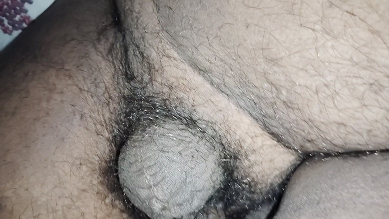 Pb Sardarni: 我在上班前操了我的女朋友，未删减的真实视频使用耳机。