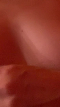 Adore mes seins et mes tétons