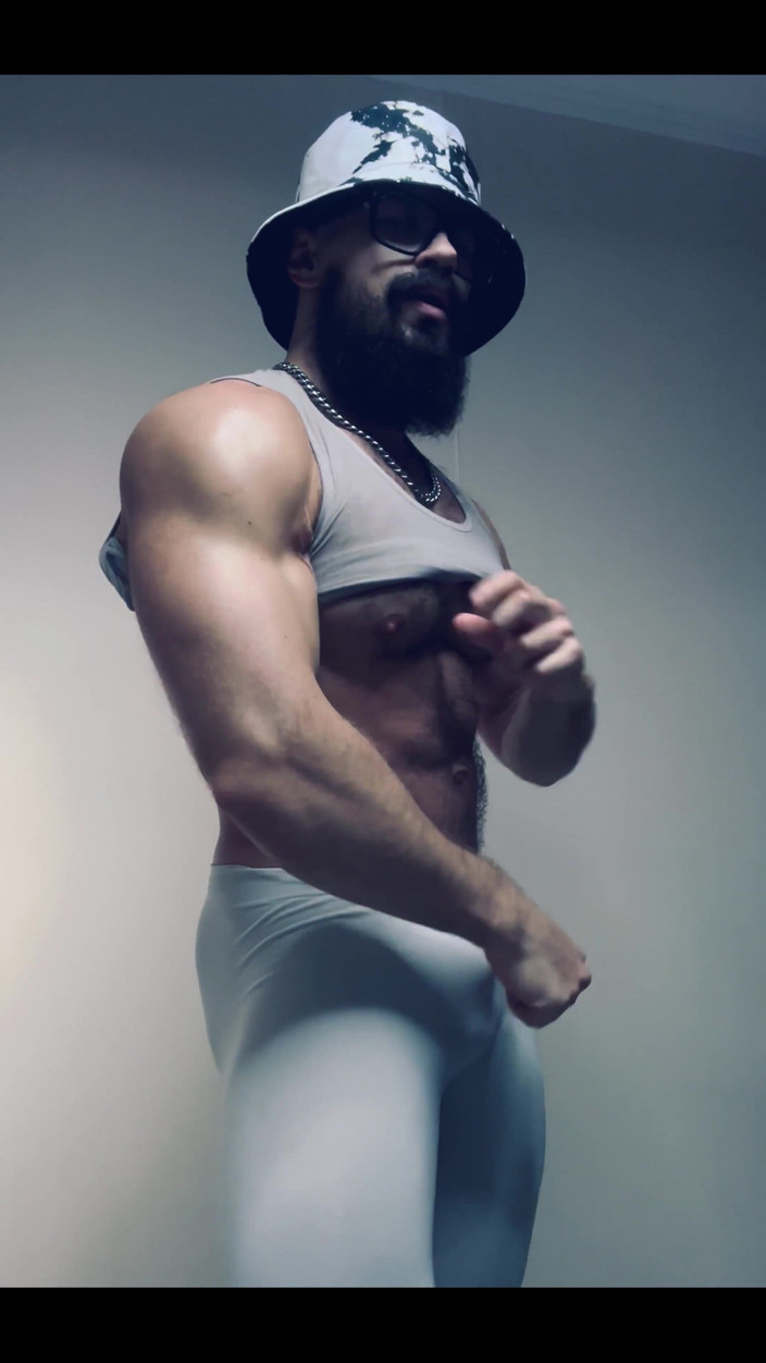 Mister Stone: Musculoso