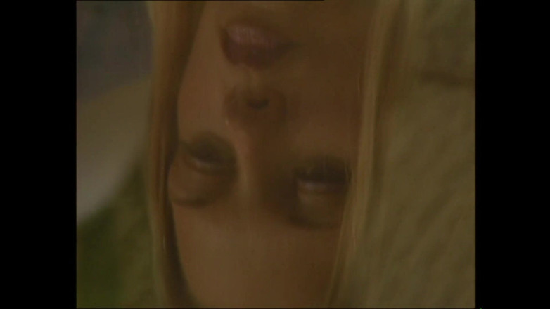 MCG Empire: Sletterige en sexy tiener geniet van lesbische neukpartij