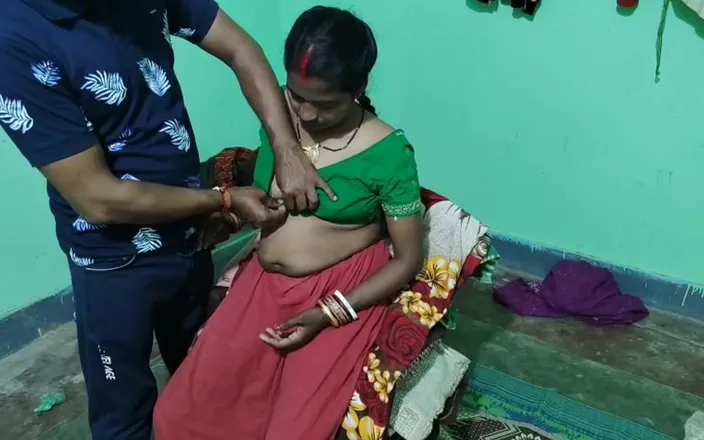 Sumitra-bhabi: The Elder Stepbrother Fucked the Younger Stepbrother's Wife Naked