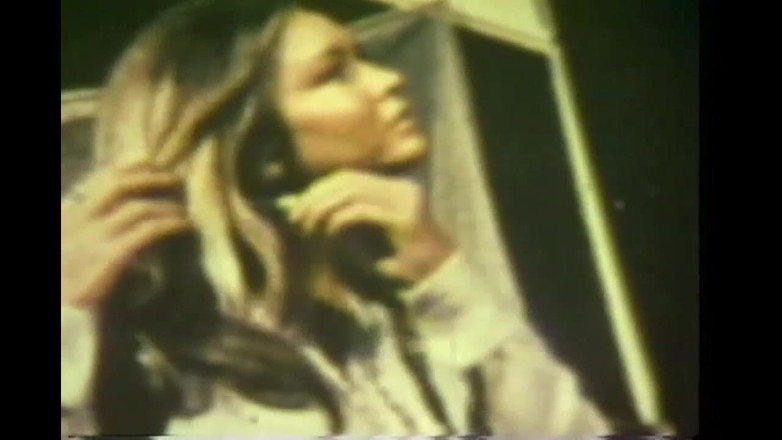 Vintage megastore: Tylko piękne vintage milf masturbują się swoimi owłosionymi cipkami wibratory (pełny...