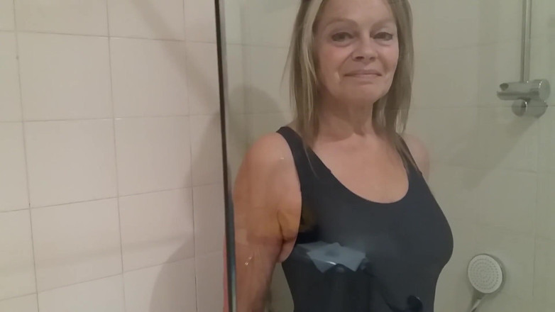 martinawest: Martina in the shower