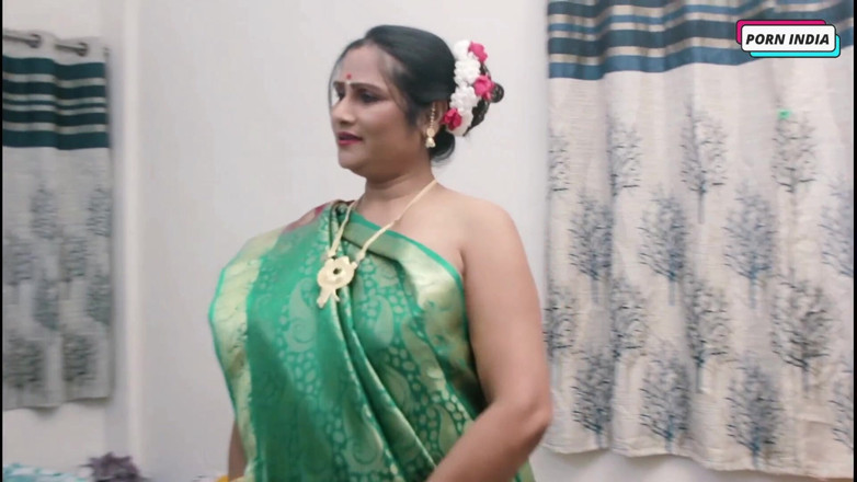 Porn India Studio: Cuplu proaspăt căsătorit sex romantic fierbinte