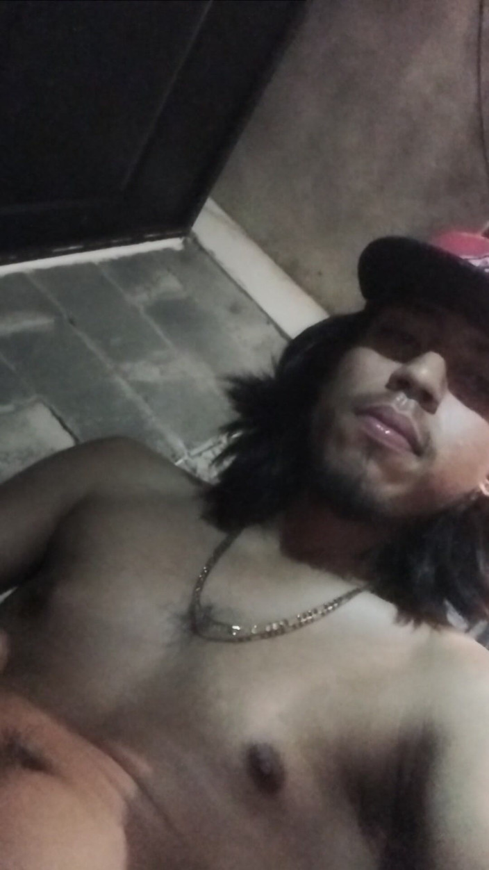 AlexAlejandro13: Total Nudity