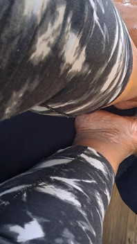 Goddness Bee's Pressure Lazy Footjob N Toejob 4K HD