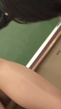 Insegnante e studente: sesso lesbico orale reciproco