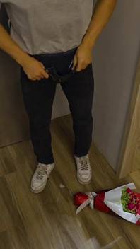 Kurevská školačka Stacy si vybere padoucha před šprtem