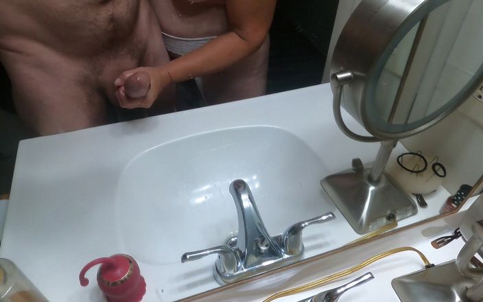 Sallylittle75: Cum in the Sink