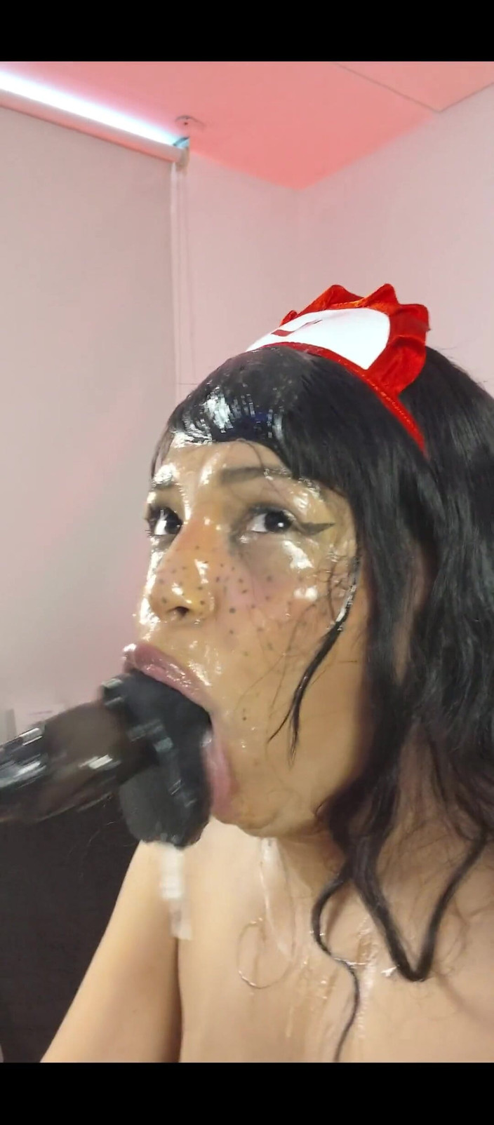 anabel693: 흑인 대물 무자비하게 빨아주는 미친 아나