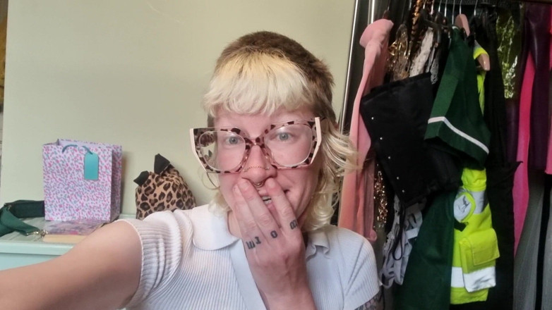 Rosa Rosebud: I Finally Got My Huge Glass Buttplug in