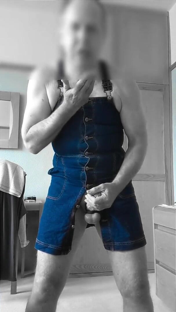 Bellhead: Pinafore rozkosz