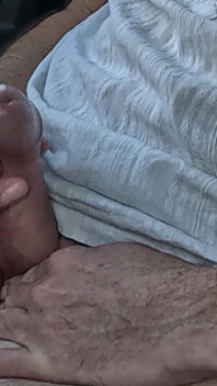 Dilf panas bercakap kotor, melancap dan memancut mani di dalam kereta untuk Jim - Rockardglans 209