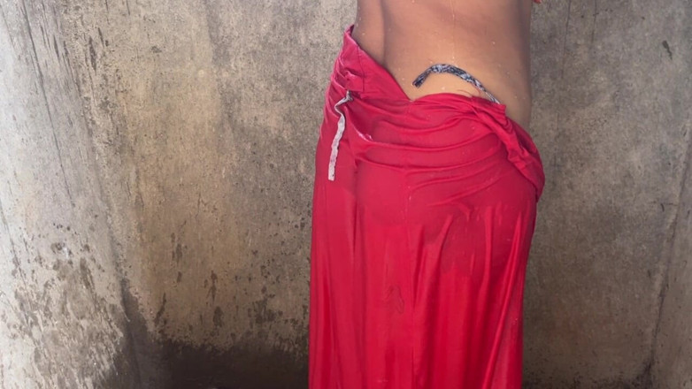 Ritu: Video xxx hindi in bagno