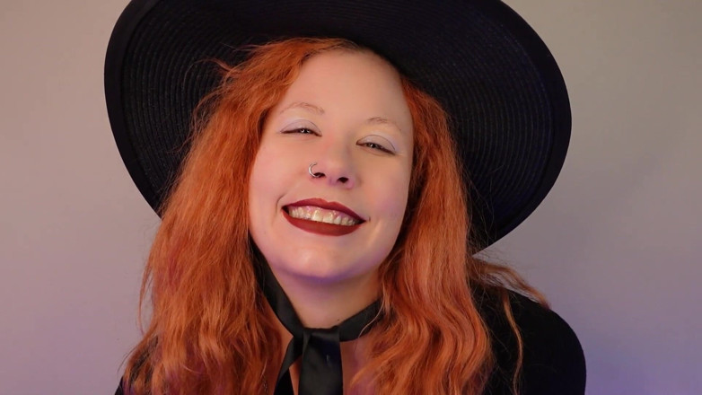 Deanna deadly: La maledizione della ex fidanzata ti trasforma in una trasformazione...