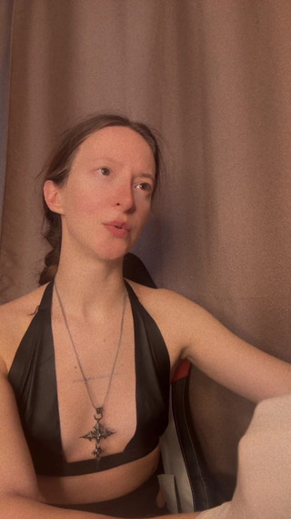 Skinny_lady69: Sprawdzanie tyłka