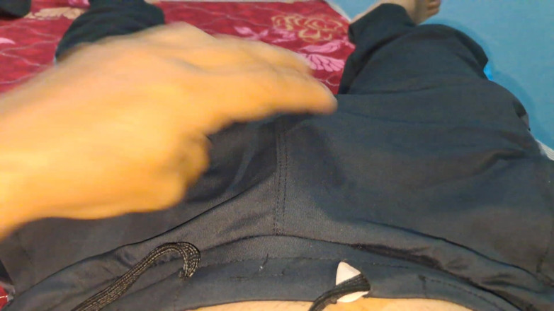 Bade Lund Wala: Großer schwanz ohne unterwäsche, desi boy solo-spaß