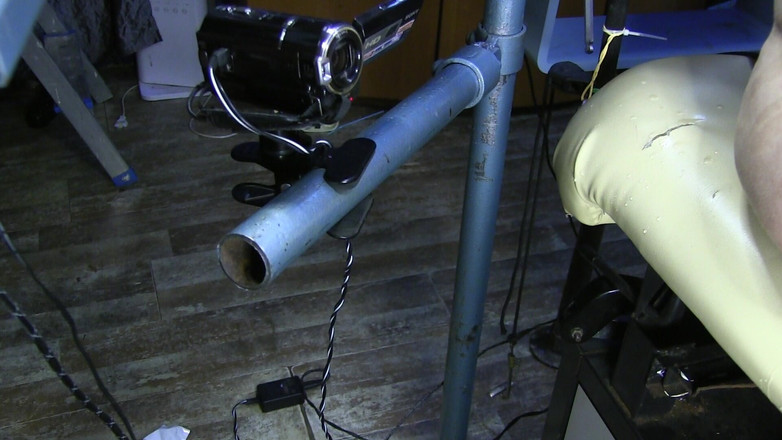 deep keely: 遠くに広がったポンピングマンコは、ディルドグラスとビリヤードボールで働いていました