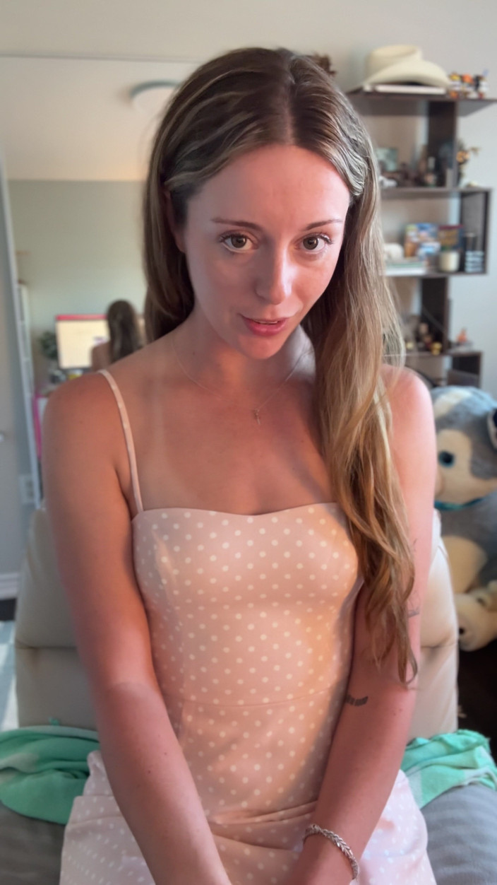 Nadia Foxx: 레드 라이트 그린 라이트 JOI