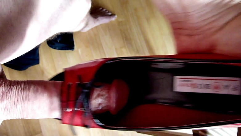 E-Werk 2000: Shoefucking sound mit abspritzen.