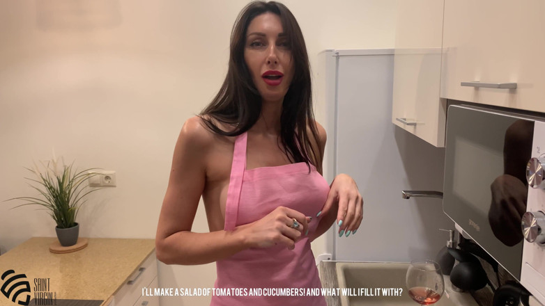LizaVirgin: Liza in the kitchen Salad with squirt