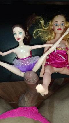 Rey rey: Lily ve Riley ateşli ve itaatkar lezbiyenler yarağımı sikiyor, sert...