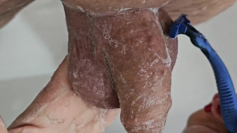 Aqua Pola: Shaving His Dick Before Our Shooting