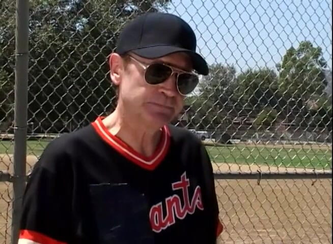 Petite creampie Asian Cumdump sluts: Béisbol y tetas